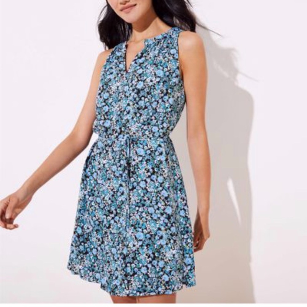 2/$30 LOFT Petite Floral Split Neck Tie Waist Dress